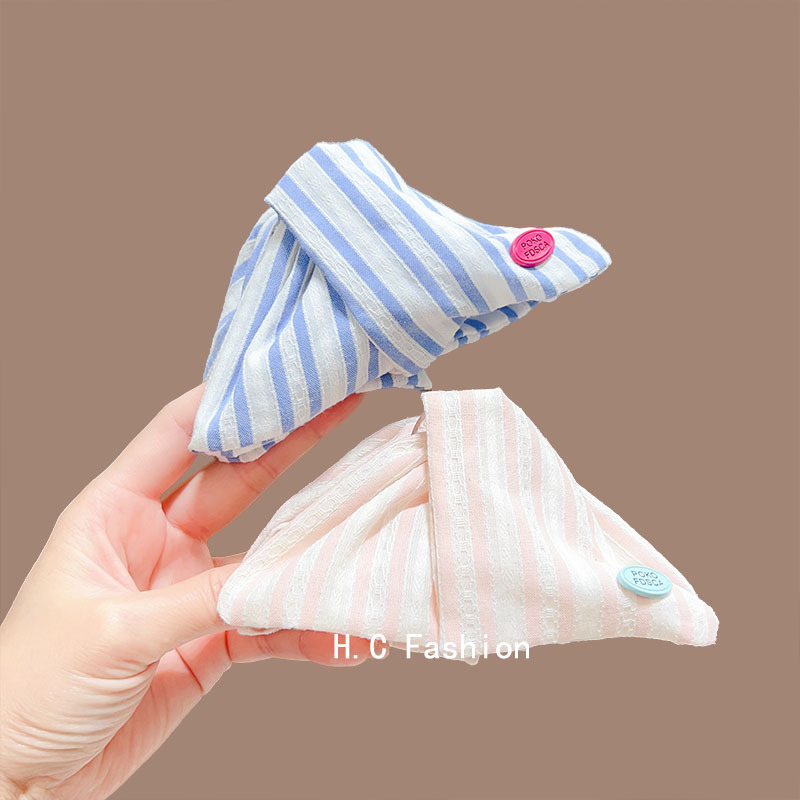 Refreshing striped triangular fabric gripper, high-end and sweet hair gripper, shark gripper, back head updo hair gripper accessory full figure