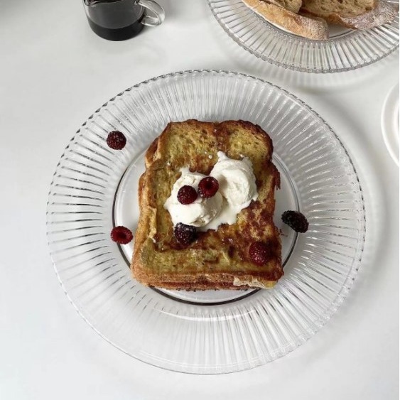 Boli Mei Korean Instagram-style glass plate, the same style as the blogger's pastry plate, dessert plate, bead plate, and teenage girl pose for photos details Picture