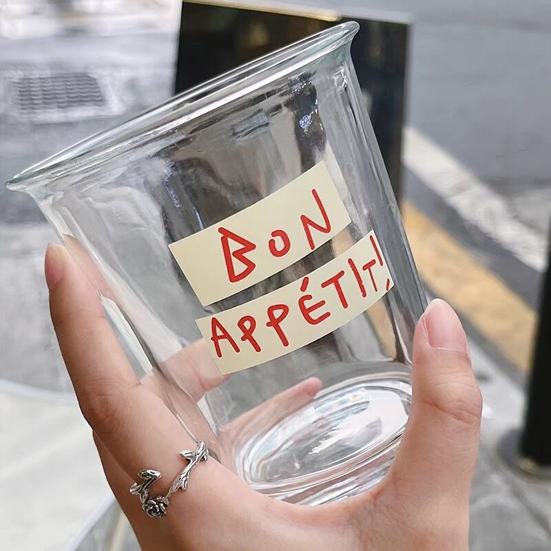 Flip-up cups, creative Instagram-style glass cups, Japanese and Korean tea cups, coffee cups, milk cups, and souvenir cups Application Scenario