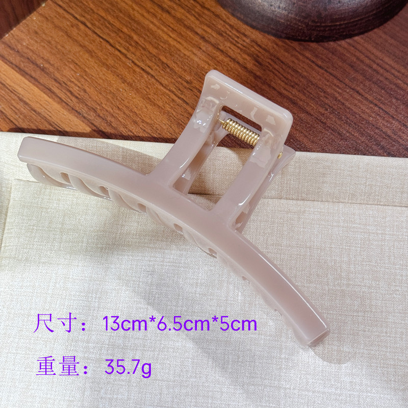 Cross-border Amazon PC one-word grabber spring and summer style hairpin, large hair volume shark clip, back of the head updo hair accessory for women Application Scenario
