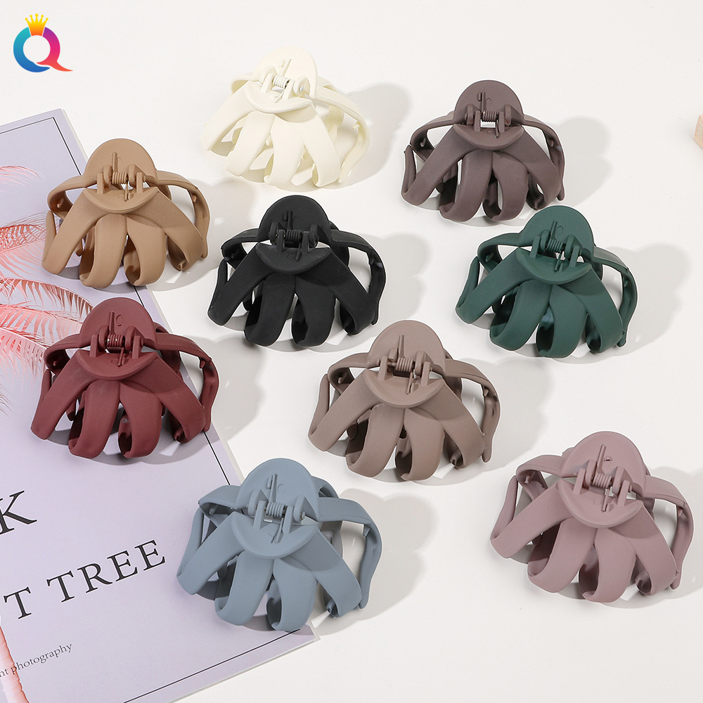 Qiyue Cross-border Irregular headwear, eight-prong hair clips, simple Japanese and Korean hair clips, geometric ins shark clip hair accessories full figure