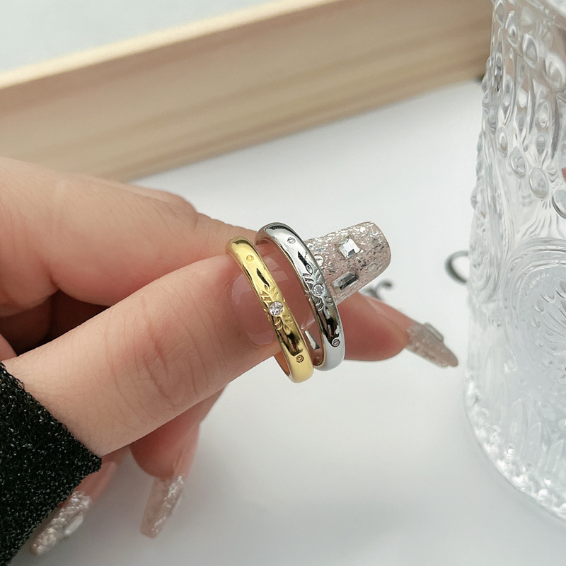 A minimalist diamond leaf pattern fashionable open ring for women on Instagram, with a cold style and versatile personality. It's a niche accessory details Picture