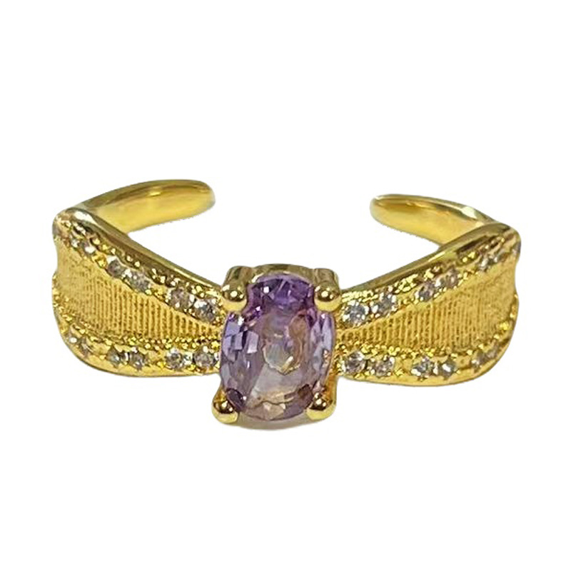 This exquisite and high-end hand-held flower, Roland purple diamond, zircon open ring, is a unique, sweet and cool design with a light luxury feel for women Item Picture