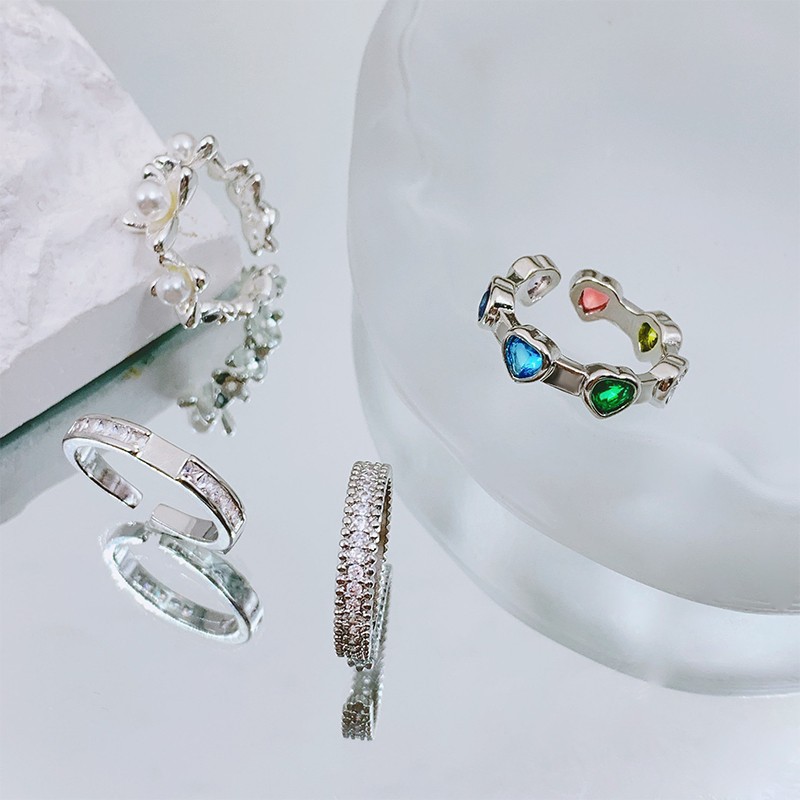 Sweet and cool style fashionable colorful zircon heart-shaped open ring for women, a niche design with a sense of high-end and individuality, an open index finger ring full figure