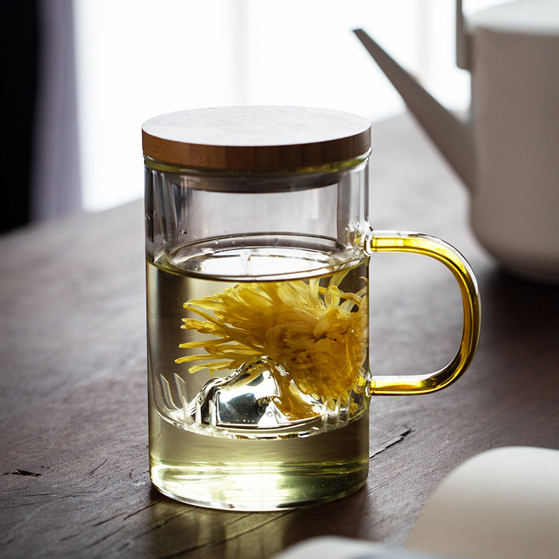 Tea-water separation cup, thickened glass tea-brewing cup, creative mountain-viewing cup, bamboo-covered office cup, filtering three-piece cup, glass cup Application Scenario