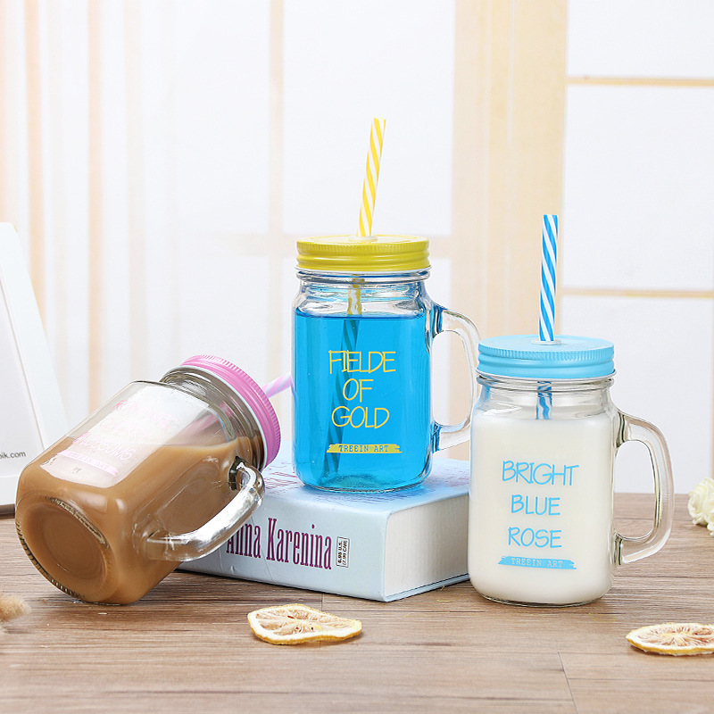 Creative straw cup, glass cup, English rooster cup, handle cup, milk tea bottle, beverage bottle, Mason cup with lid Application Scenario