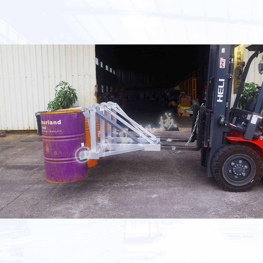 Eagle-beak bucket lifter, oil drum fixture, forklift bucket unloader, double and four-drum oil drums, heavy-duty oil drum handling grab Specification drawing