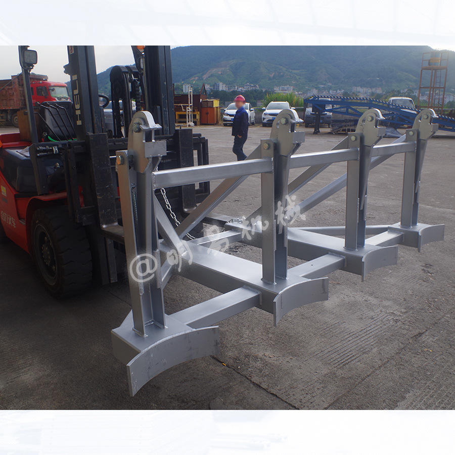 Eagle-beak bucket lifter, oil drum fixture, forklift bucket unloader, double and four-drum oil drums, heavy-duty oil drum handling grab Application Scenario