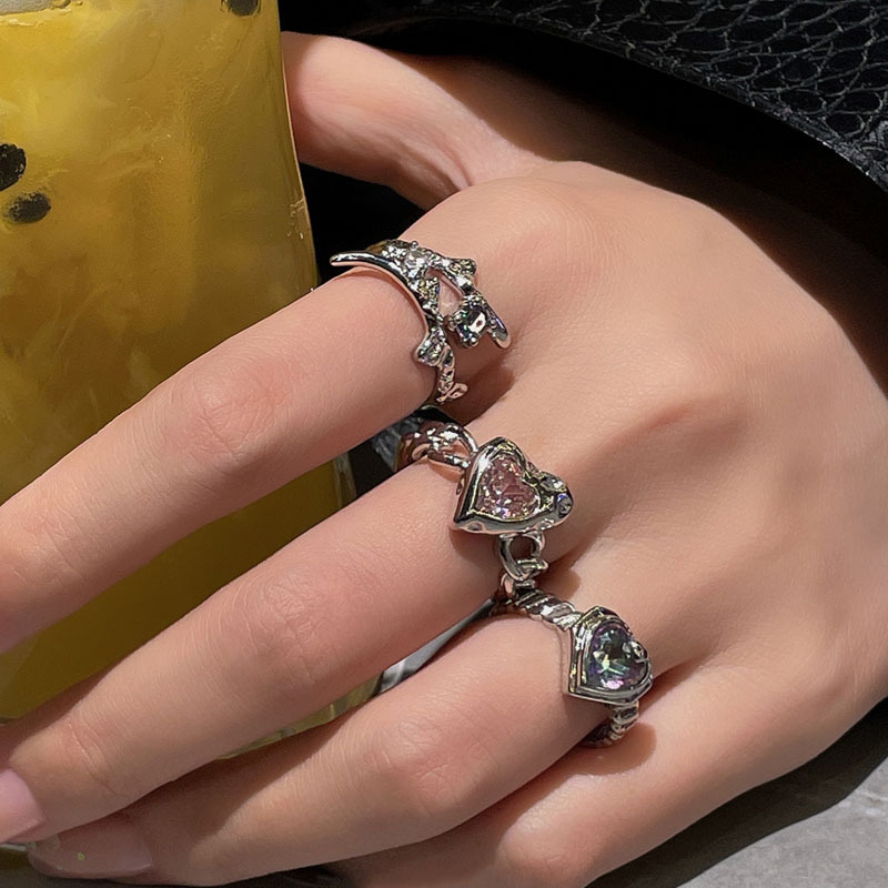 Irregular pink heart-shaped zircon design women's ring, tin foil ins cold style light luxury high-end ring details Picture