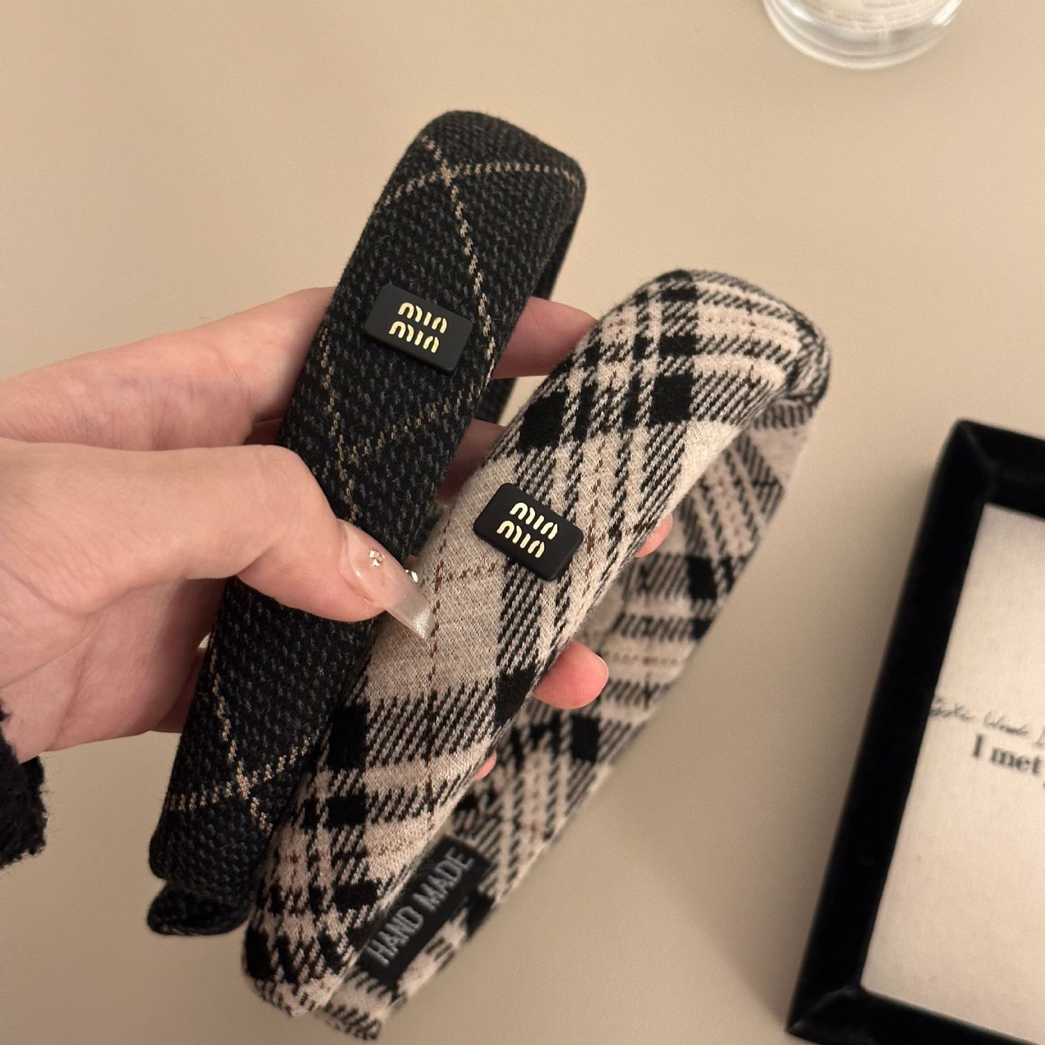 Classic black and grey checkered hair band, retro school headband, height-increasing top hair clip, compression hair accessory, spring and summer hair accessories full figure