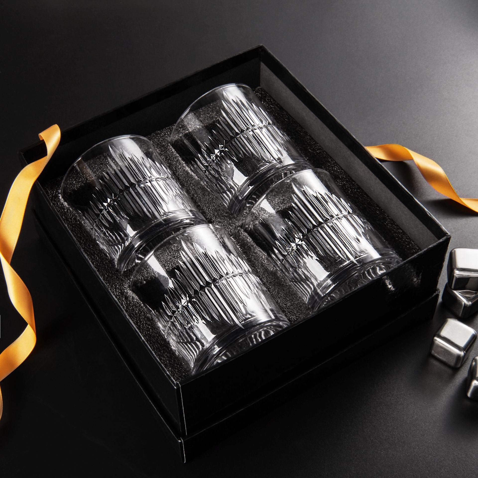 Export whisky gift box packaging, cross-border wooden box, whisky glass, small wine glass gift box, sunflower individual packaging full figure