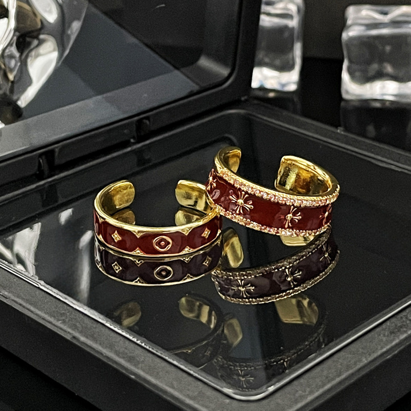 A new red drip glaze whitening retro and fashionable open ring for women's ins, with a unique and high-end feel and a light luxury style Specification drawing