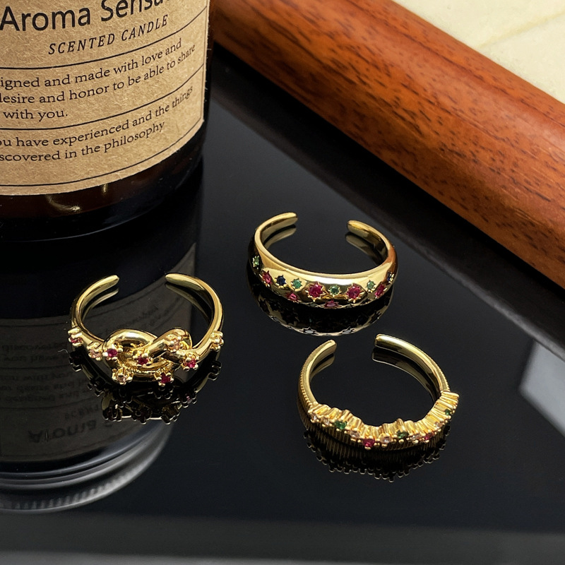 This new Chinese-style retro color diamond micro-set open ring is fashionable and versatile. It exudes a feminine charm and a light luxury and high-end feel when worn in layers full figure