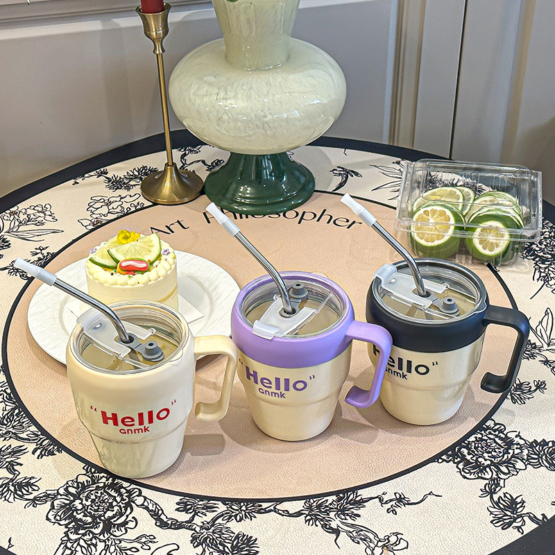 Glass cup, office handle coffee cup, stainless steel straw, glass water cup, summer macaron-colored double drinking cup Application Scenario