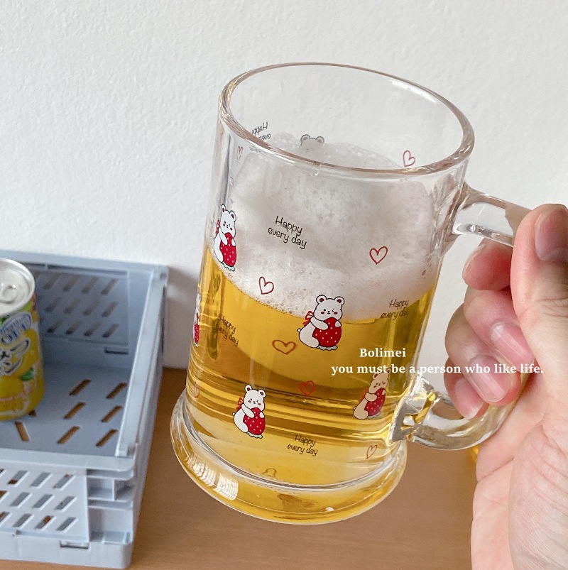 Korean InS-style bear glass cups, household large-capacity milk tea cups, cold brew coffee cups, cold drink cups, beer mugs Application Scenario
