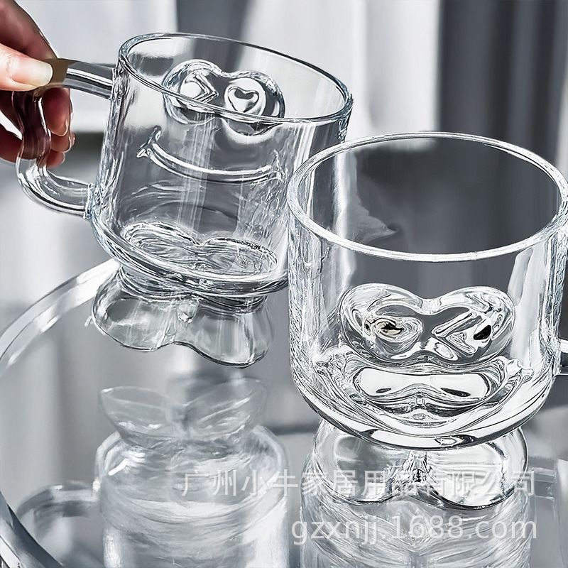mm, smiling face, high appearance level, glass cup, drink, juice cup, drinking cup, ins style, tall leg, dessert, coffee cup, girl Application Scenario
