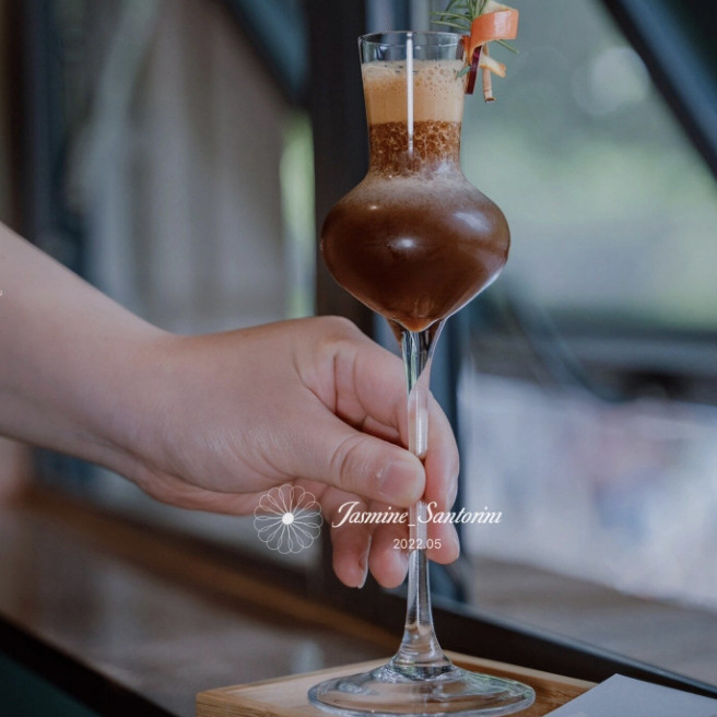 Creative glass cups, cold brew tea cups, new Chinese-style tall glasses, bar-specific champagne cups, retro niche juice cups Specification drawing