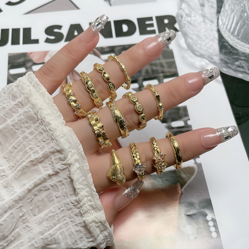 New Chinese-style irregular geometric retro brushed open ring, a high-end women's, light luxury, versatile, sweet and cool niche ring Application Scenario