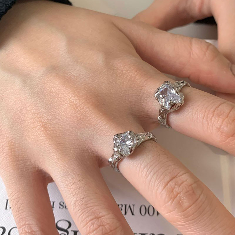 Irregular tin foil pleated texture open ring for women's ins, cold style, high-end, elegant, simple and individual ring Application Scenario