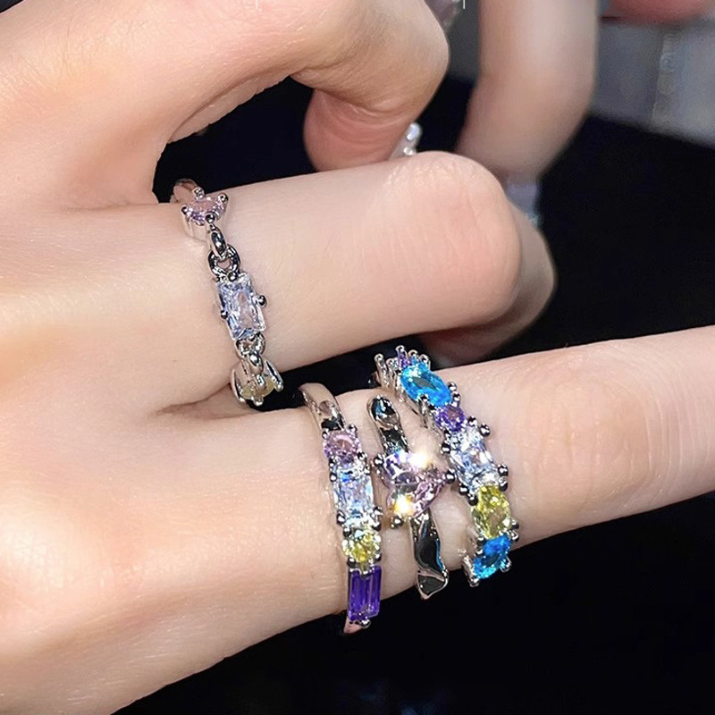 This is a light luxury and niche design for women, with a unique sense of sophistication. It features a sweet and cool zircon color contrast and a dreamy rainbow opening ring details Picture