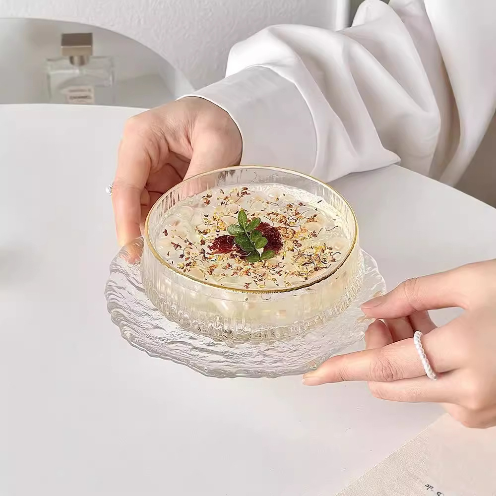 Popular restaurant glass dessert bowl and plate sets, sugar water, ice cream, yogurt bowls, beauty salon bird's nest, snack porridge bowls and tableware full figure