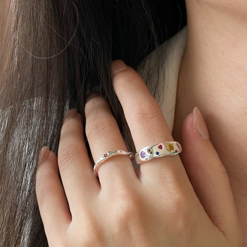 Colorful diamond zircon heart-shaped open ring, a niche design ring with a girlish heart, a light luxury and high-end feel, a unique sweet and cool ring details Picture