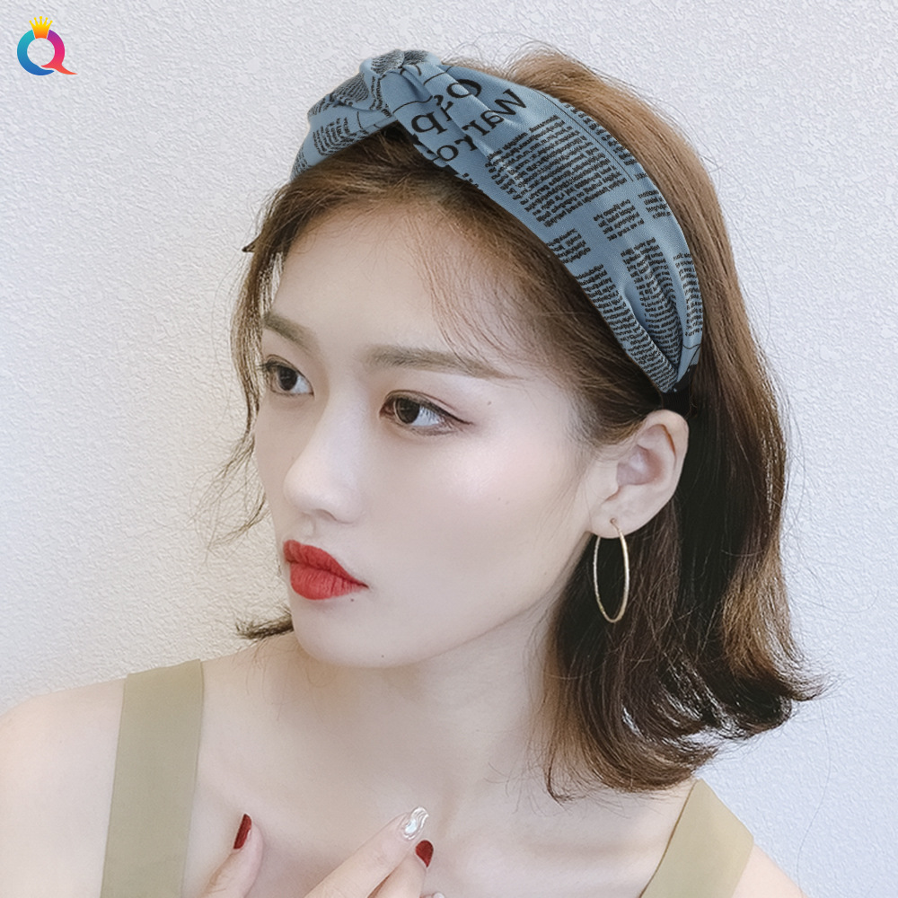 The new Qiyue cross-knot headband exudes an elegant and luxurious style. It features a floral fabric polka dot wide-edge headband and is a hair accessory for women Specification drawing