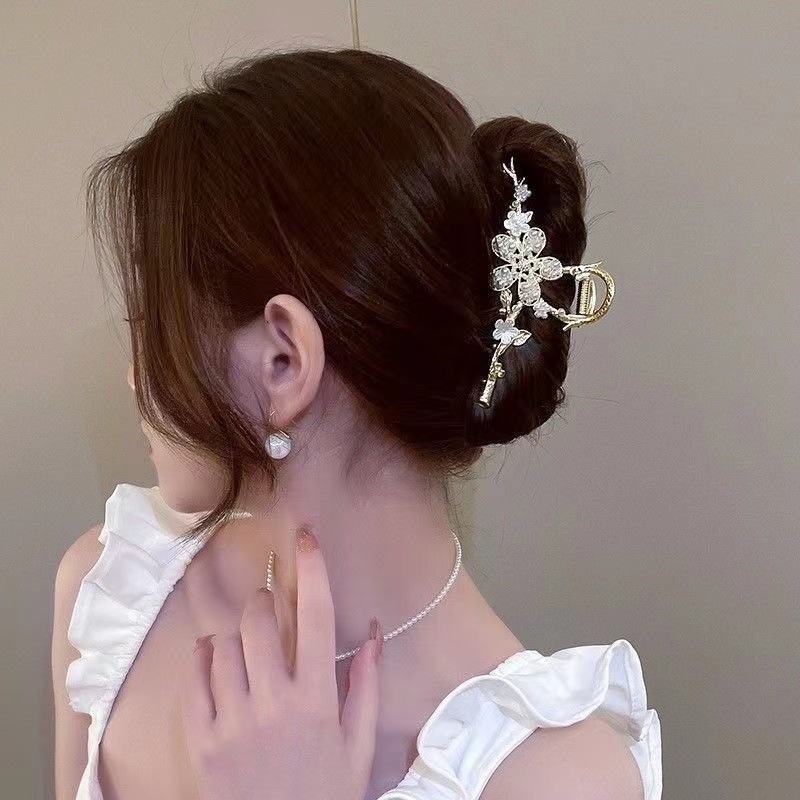The 2024 new high-end flower-shaped hairpin at the back of the head is a stylish shark hairpin headwear for women Specification drawing