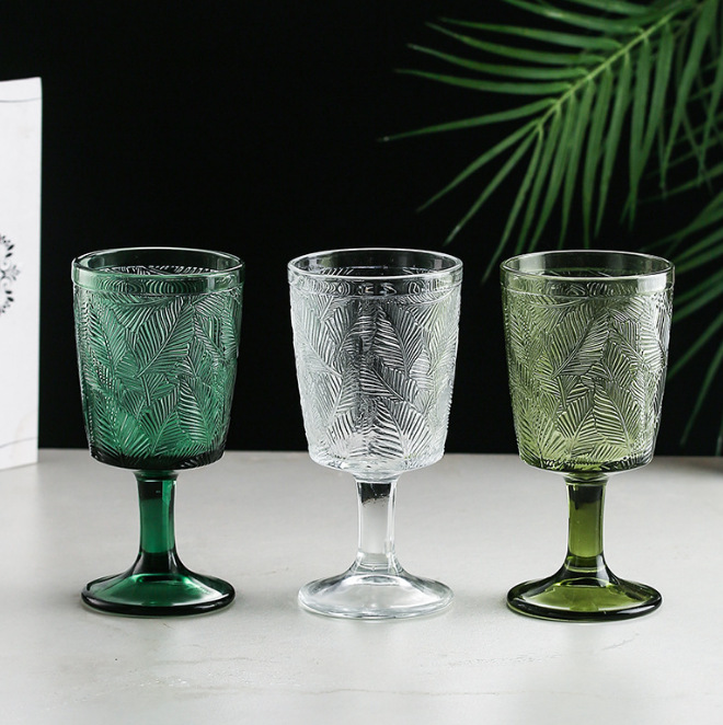 French retro embossed texture leaf tall glass, red wine glass, home fresh champagne glass, wine glass, foreign wine glass full figure