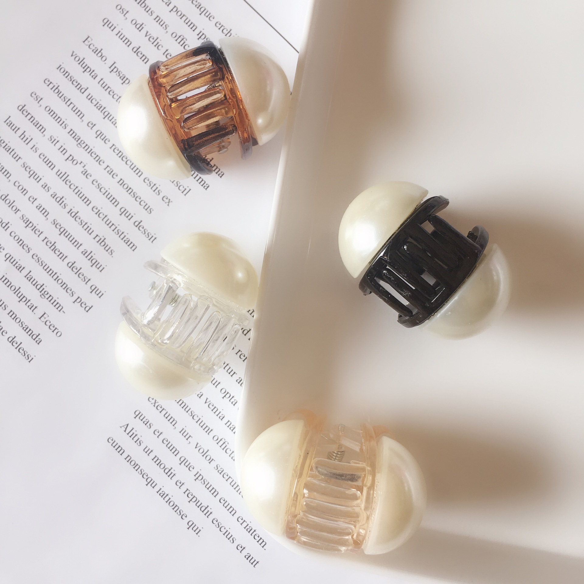 Qiyue Korean hair clips, hair accessories, large pearl hair clips, Korean version elegant Little Chanel hair accessory manufacturer B49 Specification drawing