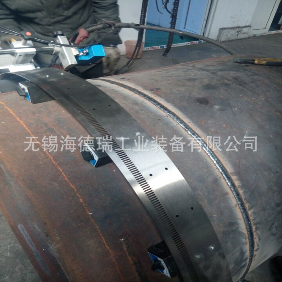 Flexible track-type pipeline automatic welding trolley, manufacturer of automatic welding equipment for outdoor natural gas pipelines details Picture