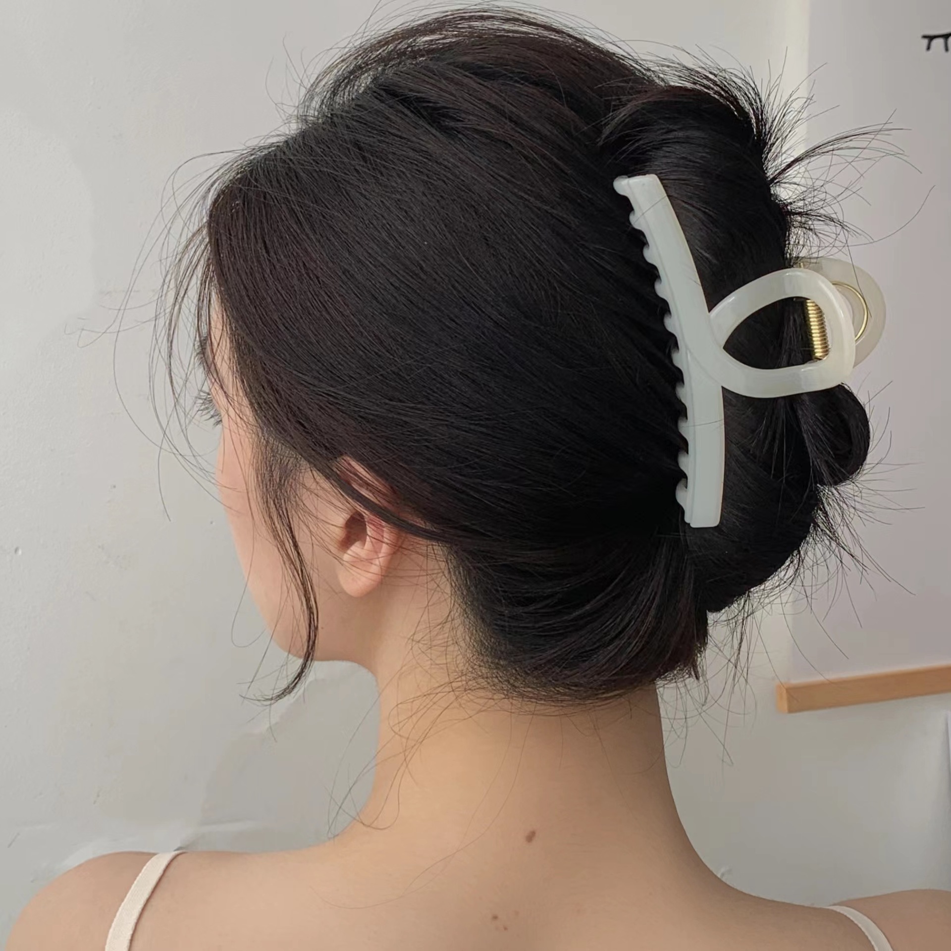 Elegant French hair clips, large retro and versatile, deep autumn color series, bath shark clips, cross-border hair accessories wholesale details Picture