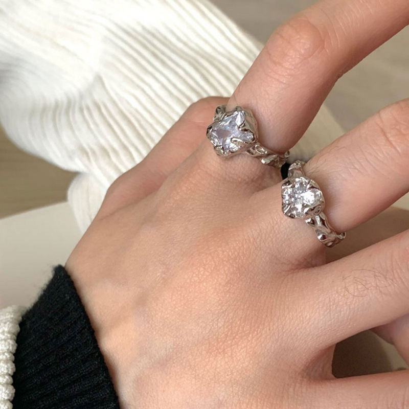 Irregular tin foil pleated texture open ring for women's ins, cold style, high-end, elegant, simple and individual ring Specification drawing
