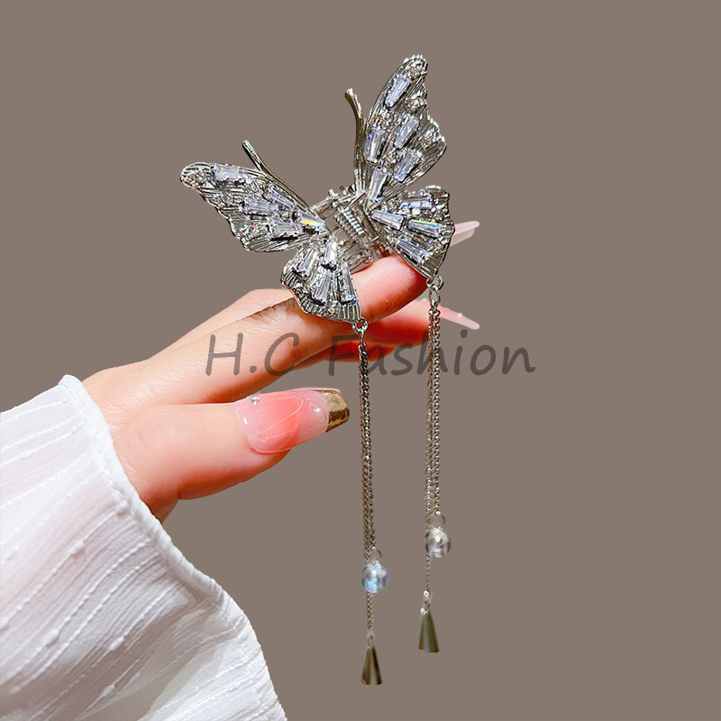 New Chinese-style crystal butterfly wind chime tassel grab clip, high-end semi-tied hair shark clip, Chinese-style back head coil hair clip Application Scenario