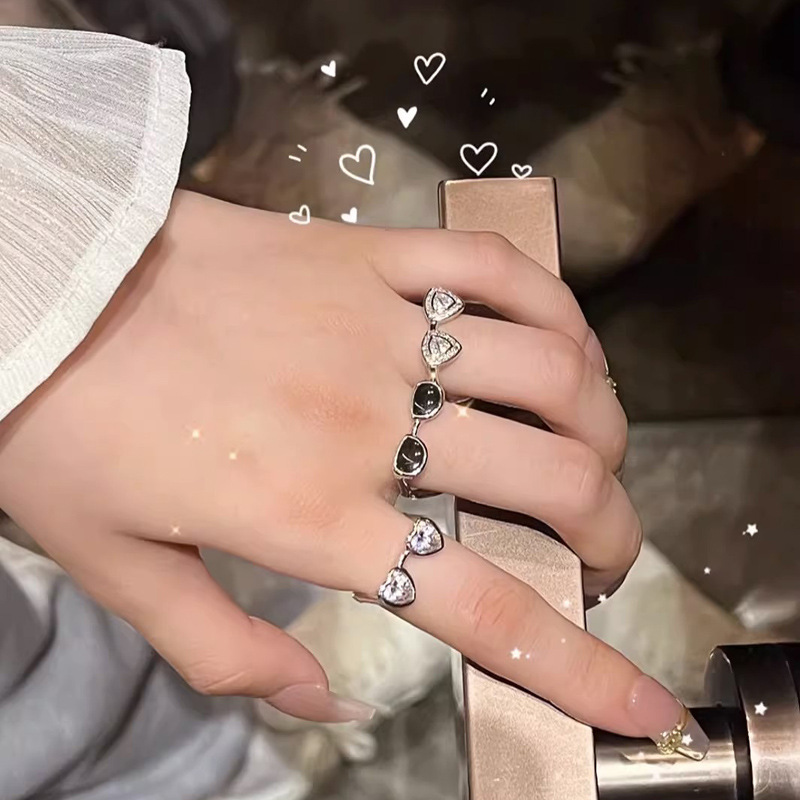 Fun, sweet and cool style glasses, open ring, women's niche design, unique and fashionable index finger ring, light luxury and high-end ring Specification drawing