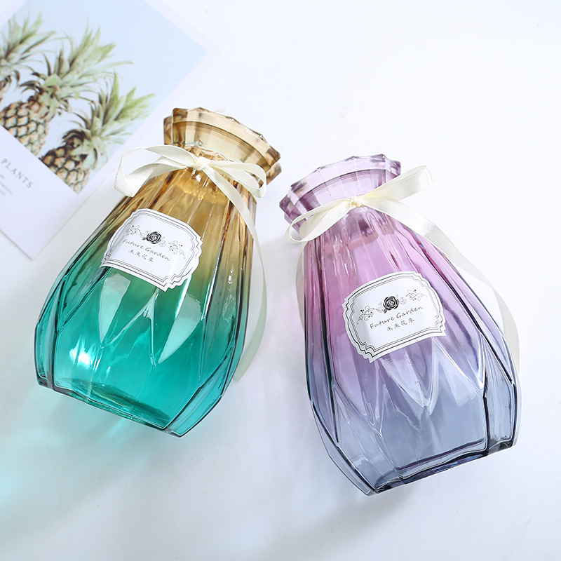 Wholesale simple origami glass vases for decoration, colorful living room vases, glass handicrafts, dried flowers, hydroponic flower vases details Picture