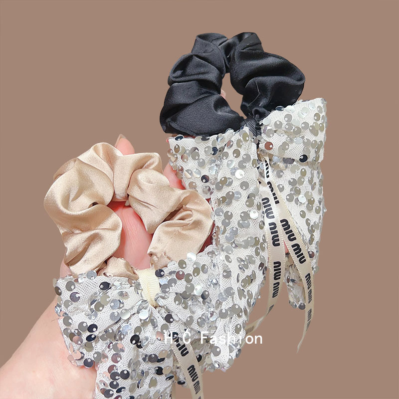 Heavy industry hair accessory ~ Korean-style sequined bow large intestine circle, high-end and fashionable, little girl bun hairstyle, elegant hair circle Application Scenario