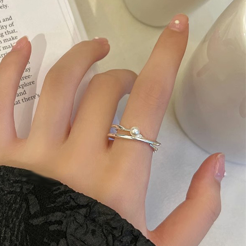 French-style glazed heart-shaped zircon cross-spliced pearl open ring, a fashionable and individual ring with a cold and elegant style for women Specification drawing