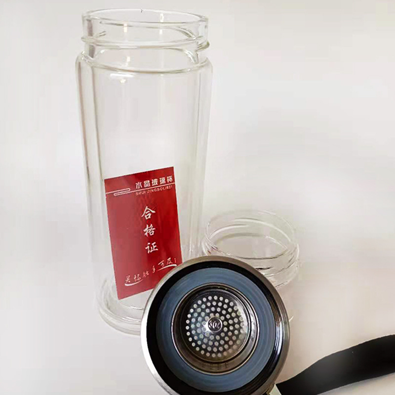 Portable tea-water separation cup, high borosilicate double-layer car glass cup, men's business tea brewing cup, high-temperature resistant drinking cup Application Scenario