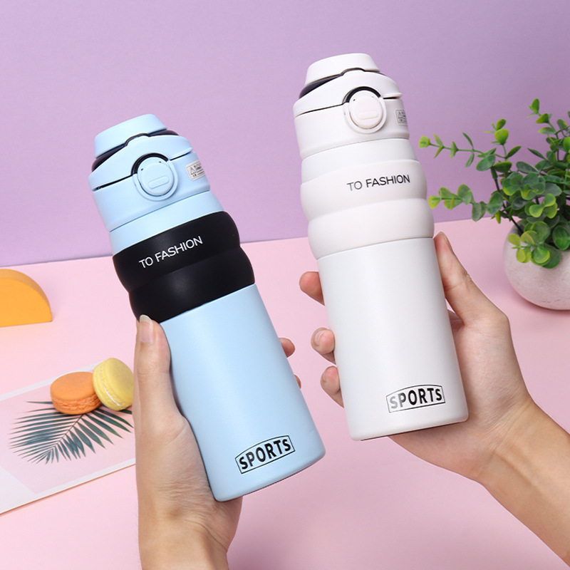 Street dual-drink insulated cup for women, 316 stainless steel water cup, high appearance level straw cup, portable and simple sports cup Application Scenario