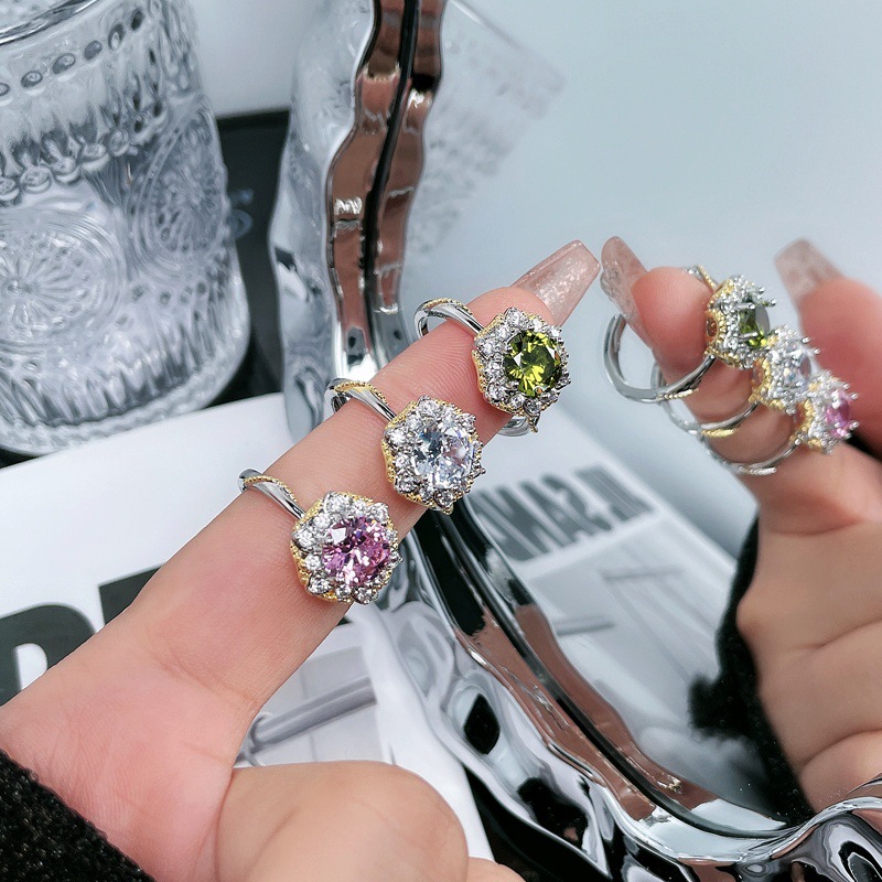 European and American couple colored gemstone, fashionable, light luxury, sweet and cool open ring, feminine charm, two-color, high-end and niche design ring full figure