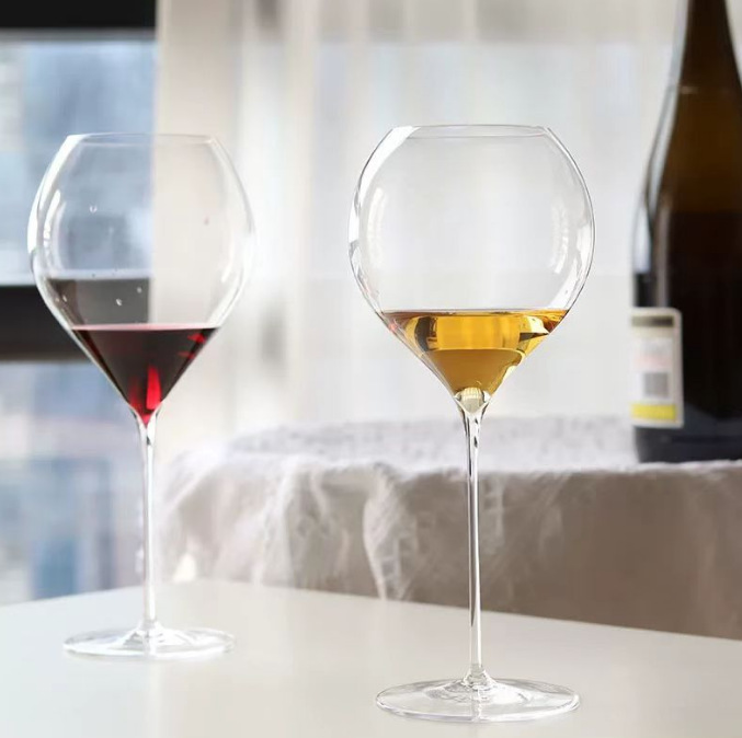 New European tall wine glass, crystal glass wine glass, sparkling champagne, Burgundy tall wine glass, bar details Picture
