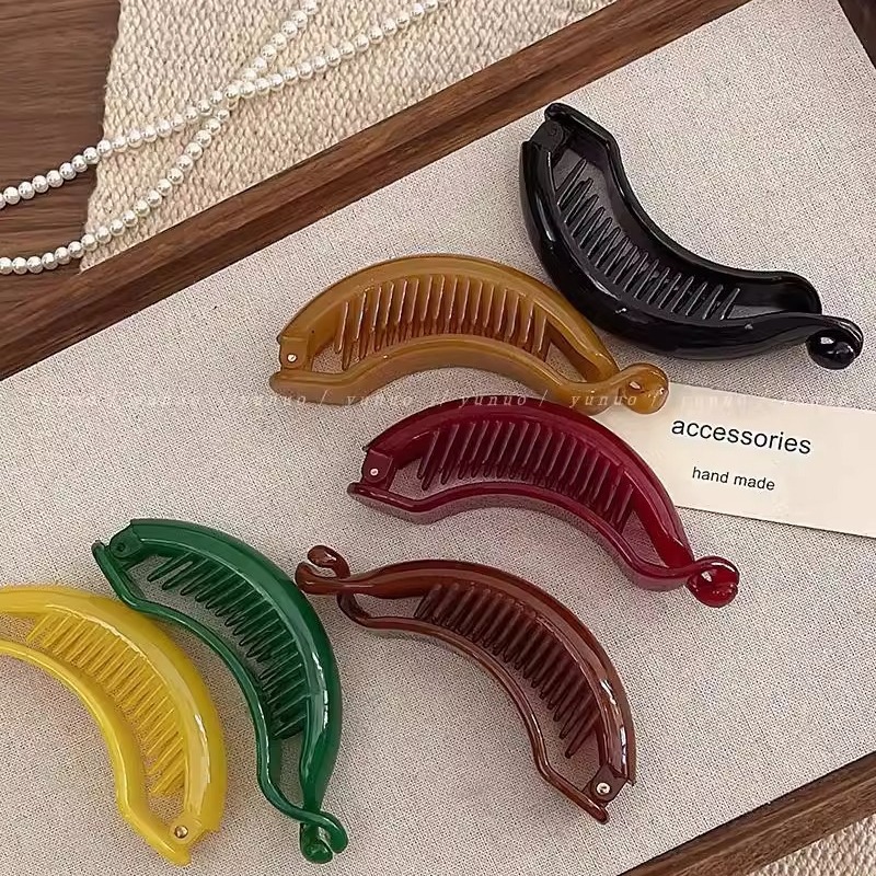 Macaron-colored Korean hairpin for women, high-end shark clip at the back of the head, high ponytail, blue hair buckle, 2025 new style Application Scenario