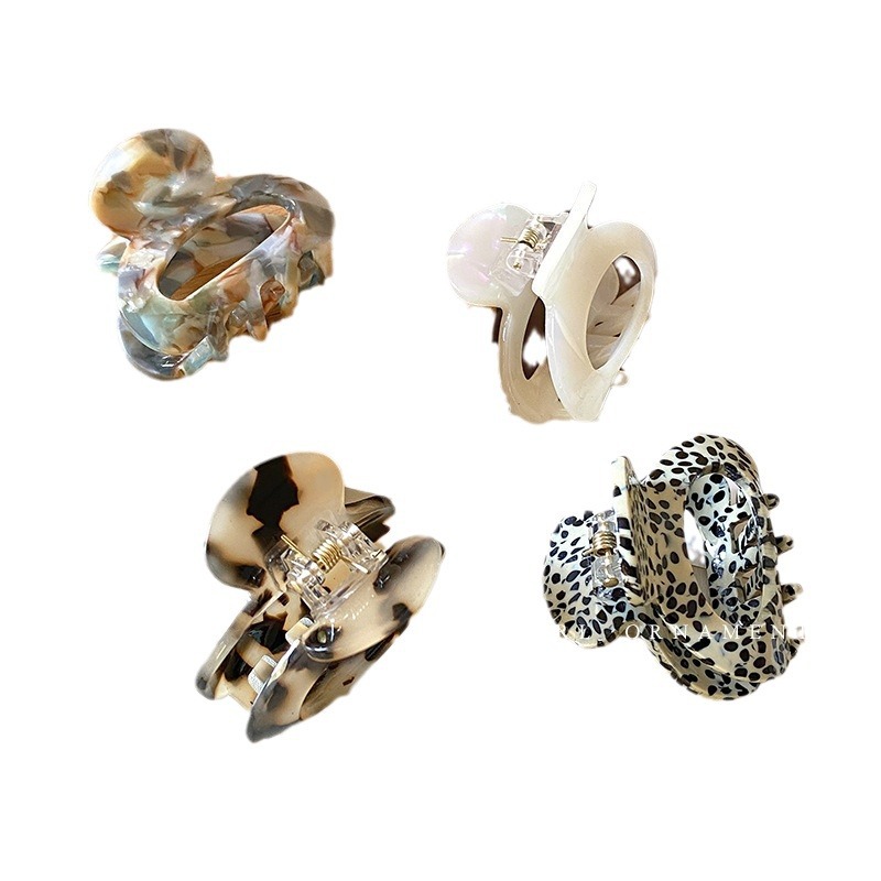 Mermaid Girl hair clip for spring and summer, small hair clip at the back of the head, high-end shark clip, elegant hair clip headwear Item Picture