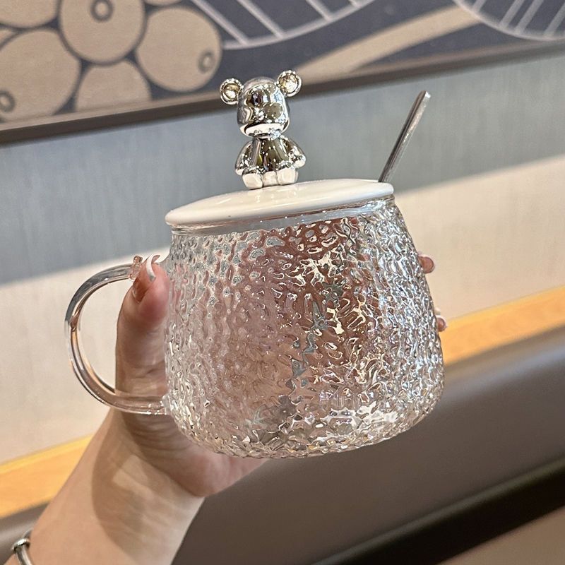 Factory stock of high-quality appearance quality bear water cups, heat-resistant glass cups, and coffee cups for girls' offices. One-piece delivery full figure