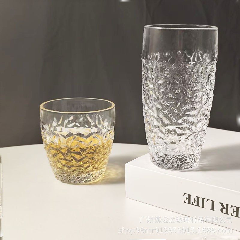 Creative ice-patterned glass cups, whisky cups, Ins-style milk and juice drink cups, beer mugs, Western-style wine glasses full figure