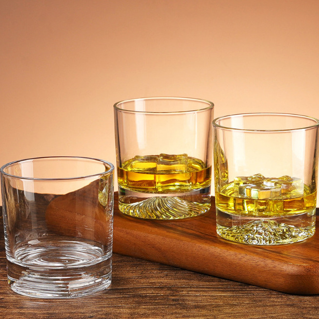 Japanese-style thickened screw-bottom crystal glass, whisky glass and ice hockey glass, retro and creative Western-style wine glass details Picture