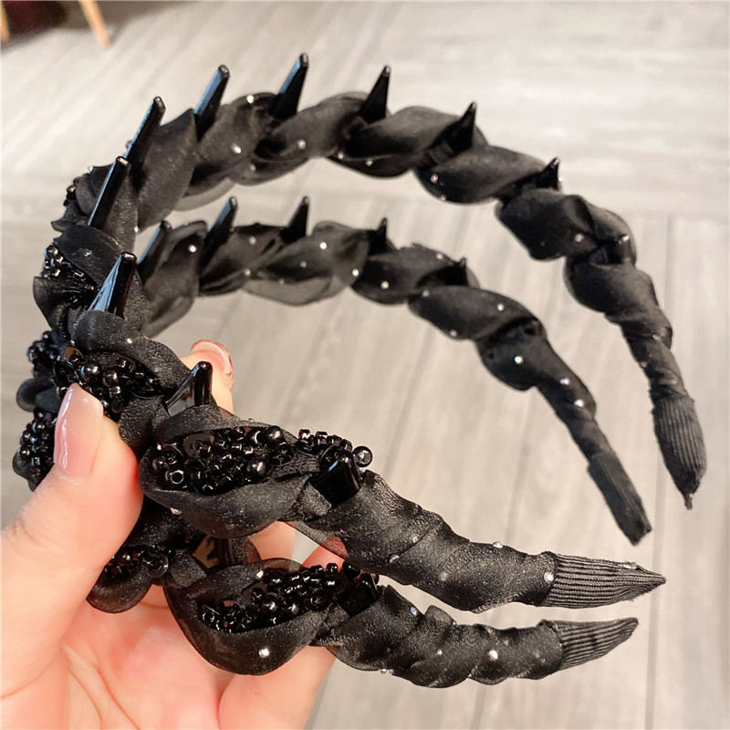 Light luxury black beaded hairband for women, 2025 new style, high skull top with teeth, inverted comb hairband, face wash hairpin details Picture