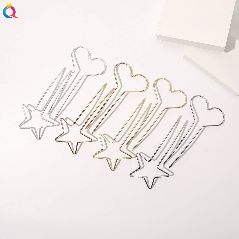 Qiyue's simple and elegant metal U-shaped hairpin is a perfect accessory for a girl's updo at the back of her head. It's a sweet hairpin and headwear details Picture