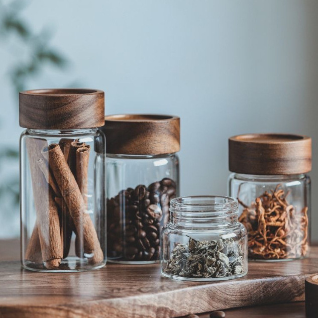 High borosilicate glass jars, sealed jars, food jars, storage bottles, tea, kitchenware full figure